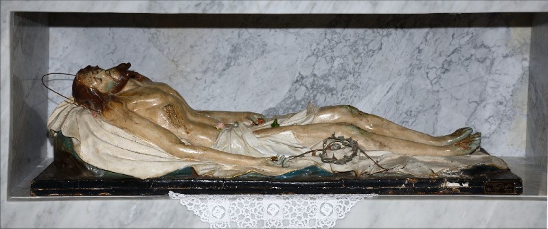 Caretta R. sec. XX, Statua di Gesù morto