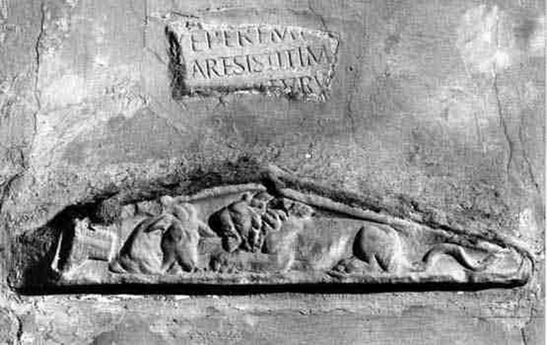Ambito romano sec. III, Fronte di sarcofago con un leone e una capra