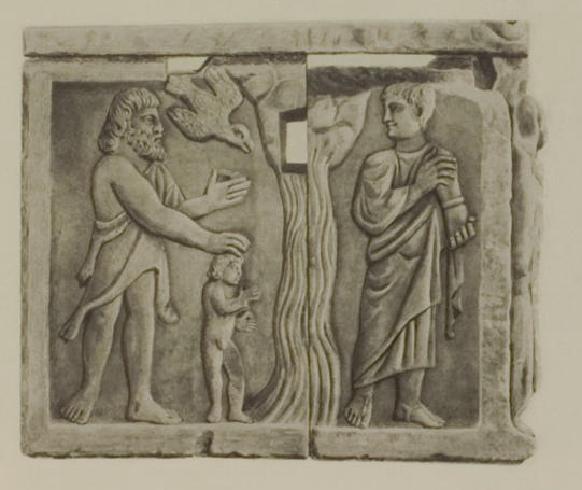  Frammento del sarcofago conservato nel museo di Arles con il battesimo di Gesù