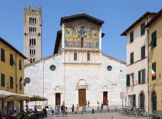 Il fonte battesimale della basilica di san Frediano  (Lucca)