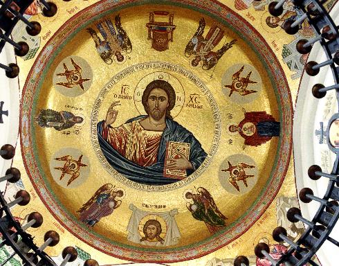 Il Cristo Pantocrator, opera del pittore e mosaicista albanese Josif Droboniku