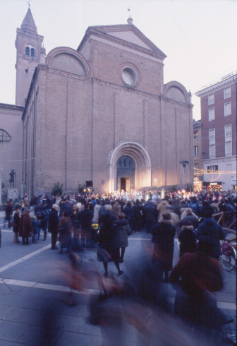 La facciata della cattedrale di San Giovanni Battista a Cesena 