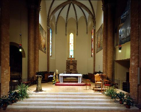 Il presbiterio dopo l'adeguamneto liturgico post - conciliare 