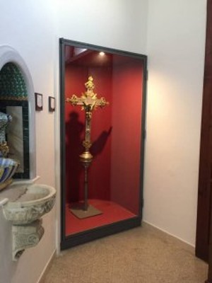 Sacrestia cappella neogotica: Croce astile