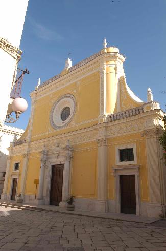 La facciata della  cattedrale di Santa Maria Assunta  a San Severo 
