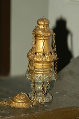 Produzione campana sec. XIX, Turibolo dorato