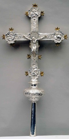 Ambito lombardo-veneto sec. XVII, Croce astile con terminazioni figura