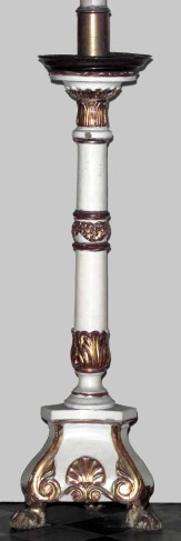 Ambito lombardo sec. XIX, Candeliere in legno intagliato e laccato