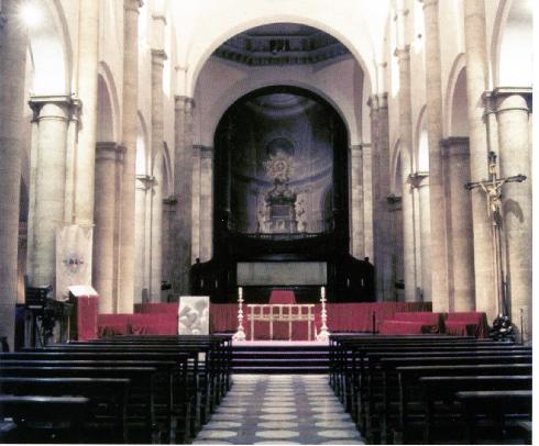 Allestimento provvisorio del presbiterio per l'Ostensione 2000 della Sindone, progetto dell'architetto M. Momo