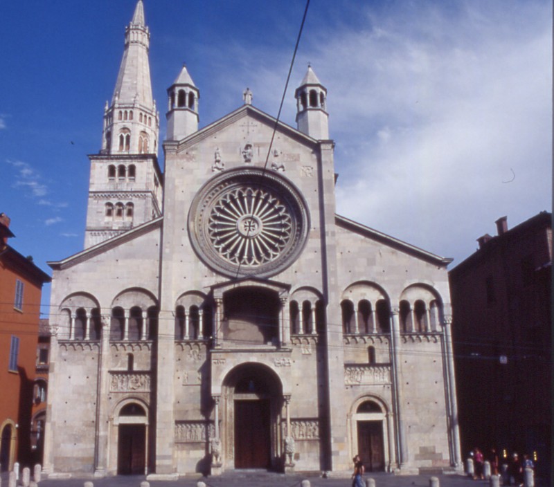 Corpi celesti. Reliquie e reliquiari del Duomo di Modena e dell'Abbazia di Nonantola